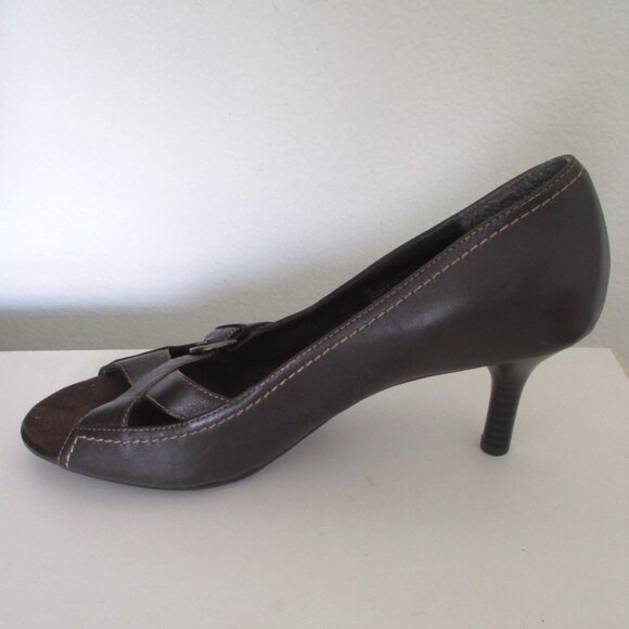 A2 by Aerosoles "2 Simple Leaf" Womens Brown Leather Open-Toe 3" Pump NWOB - 9M - Picture 7 of 10